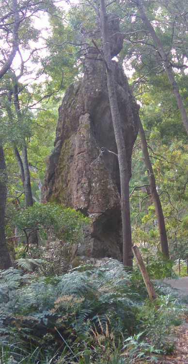 Hanging Rock Statue